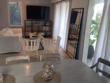 Casa con pileta en venta en Santa Guadalupe