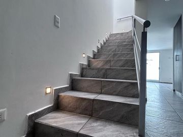 CASA EN VENTA/RENTA   CON RECAMARA EN PLANTA BAJA
