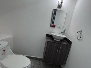 CASA EN VENTA/RENTA   CON RECAMARA EN PLANTA BAJA