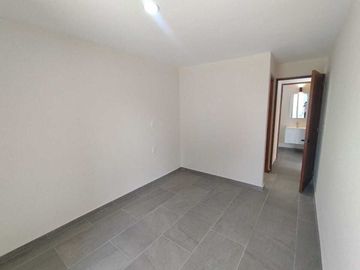 Casa de un nivel con alberca privada cerca del centro de Yautepec, Mor
