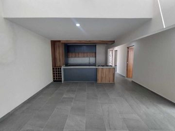 Casa de un nivel con alberca privada cerca del centro de Yautepec, Mor