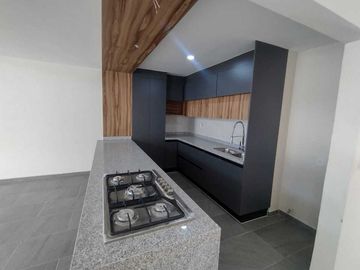 Casa de un nivel con alberca privada cerca del centro de Yautepec, Mor