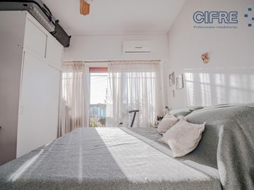 Departamento en Flores de 4 ambientes al contra frente muy luminoso con 3 baños