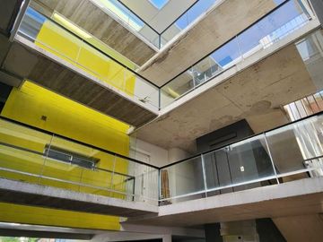 Venta Departamento 2 ambientes con cochera SAN ISIDRO