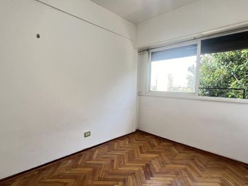 OPORTUNIDAD! Departamento 2 ambientes en venta
