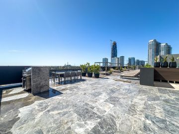 Departamento en Alquiler - 3 Ambientes - Cochera - Puerto Madero - Full Amenities
