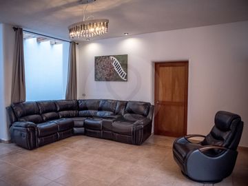 Casa en renta en Colinas del Parque