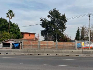 VENTA DE TERRENO COMERCIAL CELAYA SALVATIERRA 420 M2