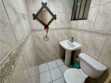 SE VENDE CASA DE 2 PISOS CON VISTA AL MAR EN PASAJE MAR MEDITERRANEO