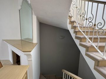 CASA EN VENTA EN BUGAMBILIAS