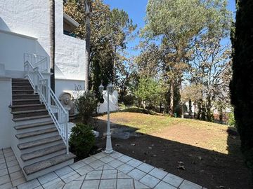 CASA EN VENTA EN BUGAMBILIAS