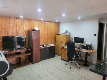 Casa en Venta en Quelco / René Olivares