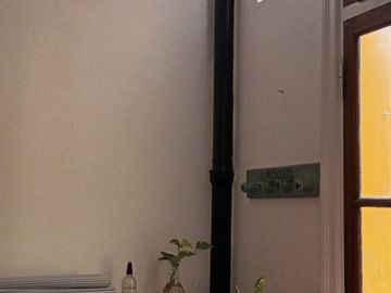 DEPARTAMENTO EN VENTA DE 4 AMBIENTES CON ESCRITORIO EN FAMOSO PASAJE GENERAL PAZ BARRIO COLEGIALES
