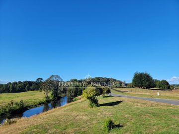 Espectacular parcela con bosque nativo en Condominio Las Tranqueras