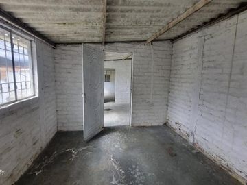 Casa en  Sector Tes Tolas, parroquia El Ángel , cantón Espejo Carchi - Espejo 499,59 m²