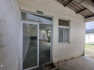 Casa en  Sector Tes Tolas, parroquia El Ángel , cantón Espejo Carchi - Espejo 499,59 m²