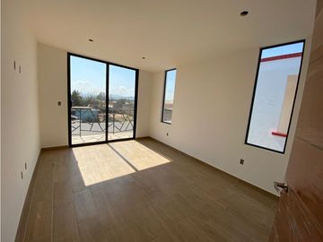 CASA EN VENTA EN TEQUISQUIAPAN
