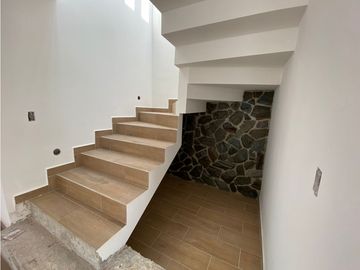 CASA EN VENTA EN TEQUISQUIAPAN