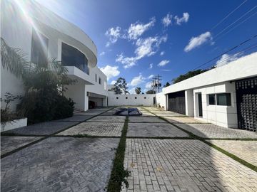 CASA EN ESQUINA EN VENTA Y RENTA EN LA COLONIA MÉXICO