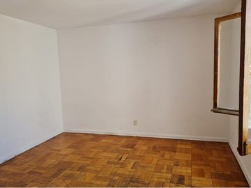 Amplio departamento en venta, Santiago