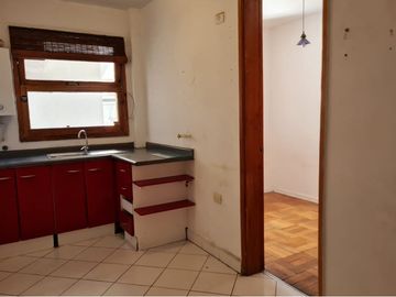 Amplio departamento en venta, Santiago