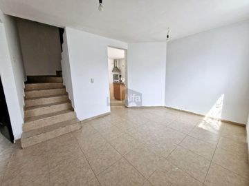 Casa Sola en Venta en Mexicaltzingo, Estado de México