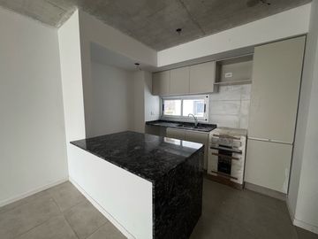 Venta - Departamento de un dormitorio con balcón en Barrio Centro, Rosario