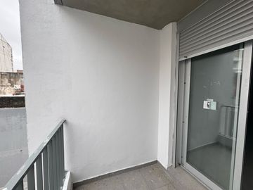 Venta - Departamento de un dormitorio con balcón en Barrio Centro, Rosario