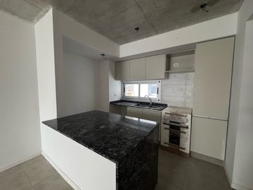 Venta - Departamento de un dormitorio con balcón en Barrio Centro, Rosario