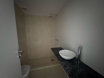 Venta - Departamento de un dormitorio con balcón en Barrio Centro, Rosario