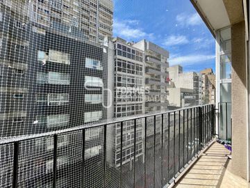 VENTA Departamento 2 ambientes con balcon - Plaza Colon Mar del Plata
