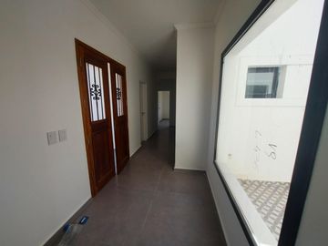 Casa en venta - 3 Dormitorios 5 Baños - 946mts2 - Escobar
