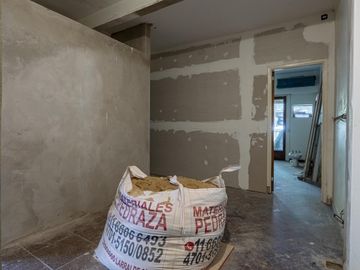 DEPARTAMENTO - VENTA - 5 AMBIENTES - REFACCION EN PROCESO - BALCON - BELGRANO
