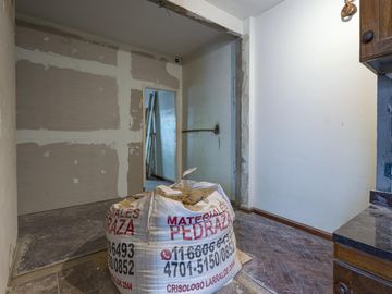 DEPARTAMENTO - VENTA - 5 AMBIENTES - REFACCION EN PROCESO - BALCON - BELGRANO