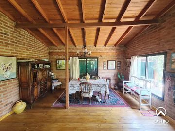 Casa en el Centro de la Villa de Merlo.