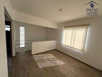 Venta de Casa en Bosque Esmeralda, Atizapán