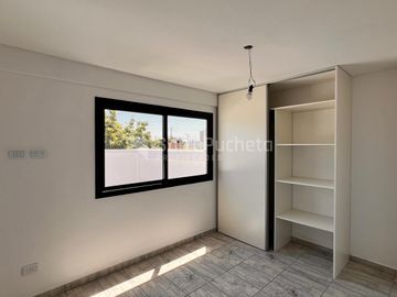 Venta departamento 2 ambientes con cochera en Morón (2ºC)