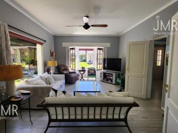 JMR Propiedades | Los Lagartos C.C | Lindísima casa a la venta | Apto crédito