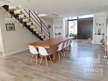 Casa en venta - Marinas