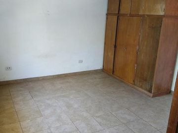 Casa - Guillermo E Hudson