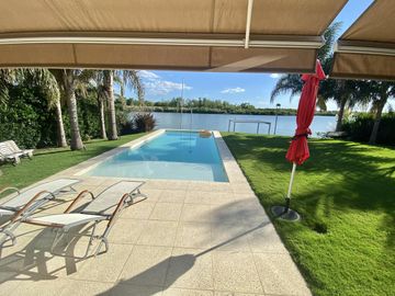 Casa - El Golf