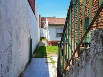 VENTA CASA C/LOCAL 3 AMB 263 M2 VALENTIN ALSINA