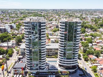Departamento en Alquiler, con Cochera, en Torre Plaza Brickell - Tigre - GBA Norte