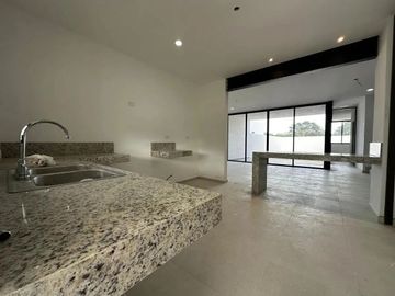 CASA ENTREGA INMEDIATA| Recámara en planta baja| alberca