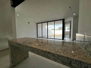 CASA ENTREGA INMEDIATA| Recámara en planta baja| alberca