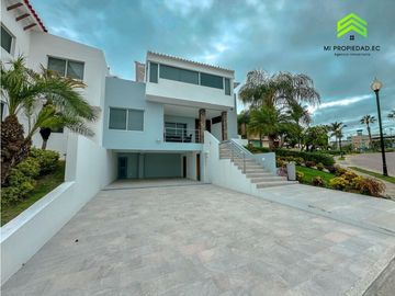 CASA POR ESTRENAR EN ALQUILER - URB PORTAL DEL SOL - MANTA