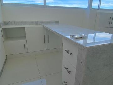 CONSULTORIO EN VENTA EN TORRES MEDICAS 3, JARDINES DE SAN MANUEL, PUEBLA.