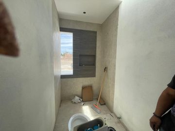 CASA EN PRE- VENTA EN TEQUISQUIAPAN KINTAS. Nena