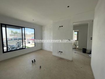 CASA EN PRE- VENTA EN TEQUISQUIAPAN KINTAS. Nena
