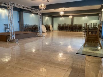 Venta de Salon de Eventos Sociales- Villas Campestres